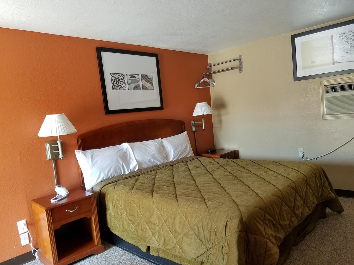 Budget Inn Chickasha Exterior photo